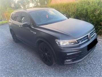 Vw. Tiguan 2.0 TDI ALLSPACE*100000KM*2020*FULL R-LINE*240 PK, Autos, Achat, Euro 6, Carnet d'entretien, Noir