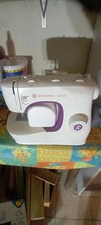 Machine à coudre, Hobby en Vrije tijd, Naaimachines en Toebehoren, Ophalen of Verzenden