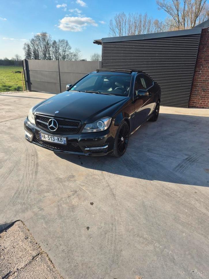 Mercedes C220 Coupé Pack AMG, Auto's, Mercedes-Benz, Particulier, Alarm, Bluetooth, Elektrische stoelverstelling, Open dak, Diesel