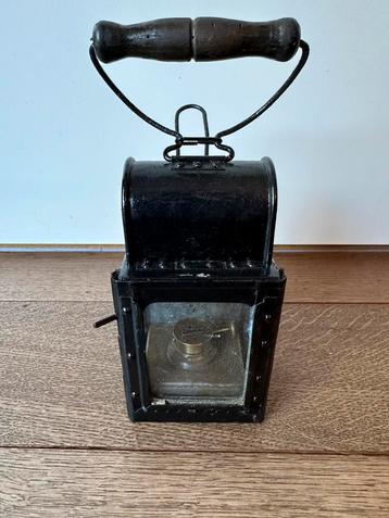 Antieke Carbide, spoorweglamp, seinlamp 1936 S.S.