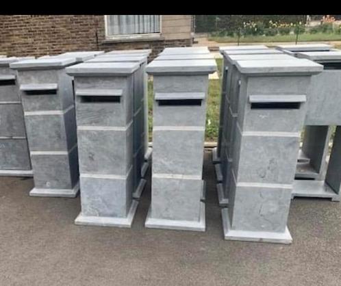 Blauwsteen brievenbus, Tuin en Terras, Brievenbussen, Zo goed als nieuw, Ophalen