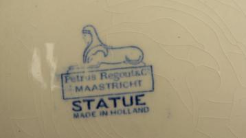 2 keramische bordjes Petrus Regout Maastricht, Enlèvement ou Envoi