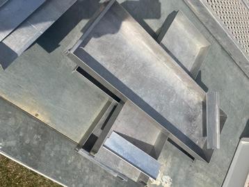 Bakvormen 15x60 beschikbaar voor biedingen