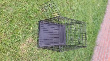 Hondenbench 48x56x75 voor 25e beschikbaar voor biedingen