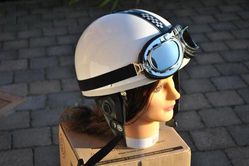 Casque moto bol taille M vintage, Motos, Vêtements | Casques de moto, Femmes, Hommes, M, Enlèvement ou Envoi