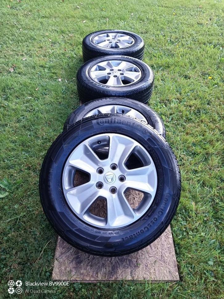 Dacia Duster Wielen en banden, Auto-onderdelen, Banden en Velgen, Velg(en), Zomerbanden, 16 inch, 215 mm, Personenwagen, Gebruikt