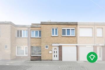 Gezinswoning met 4 slaapkamers in woonwijk te Roeselare beschikbaar voor biedingen