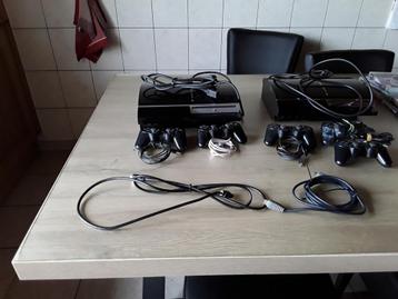 2 PlayStation 3 5 casjes en 35 games  beschikbaar voor biedingen