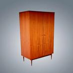 Highboard Garde-robe Vintage Oswald Vermaercke V-form Teck, Huis en Inrichting, Ophalen