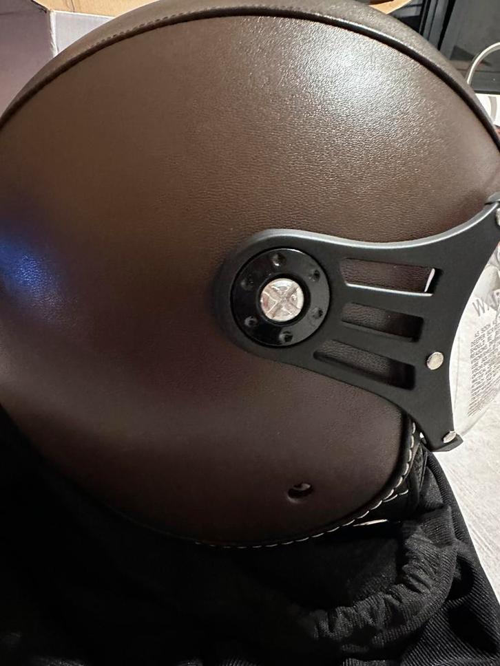 Vinz helm bruin leder NIEUW small, Vélos & Vélomoteurs, Casques de cyclomoteur, Neuf, Small, Enlèvement