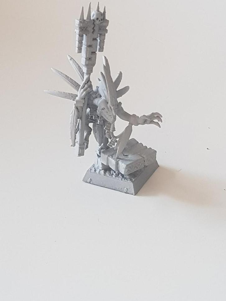 warhammer age of sigmar: seraphon skink starpriest, Hobby en Vrije tijd, Wargaming, Zo goed als nieuw, Warhammer, Figuurtje(s)