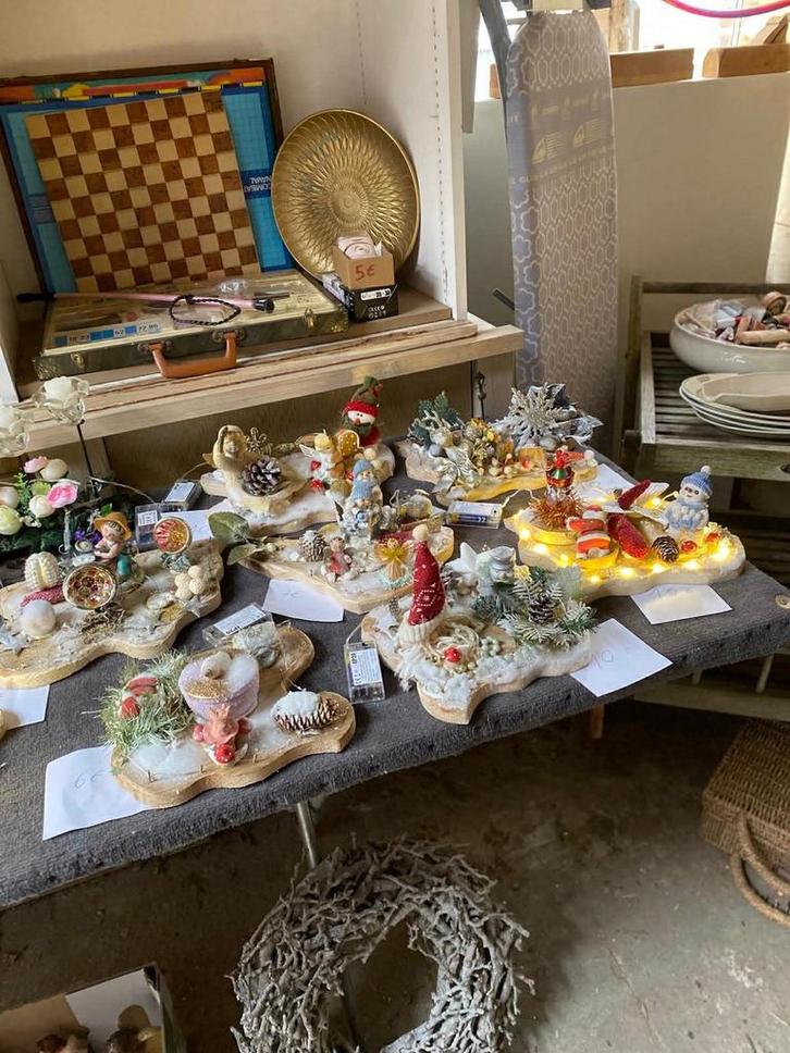 Gevaagd gratis kerstdecoratie, Diversen, Kerst, Zo goed als nieuw, Ophalen