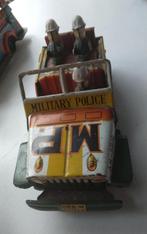 Blikken speelgoed auto "military police". Goede staat!, Antiek en Kunst, Ophalen of Verzenden