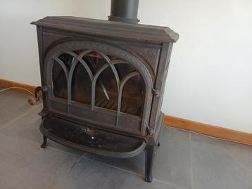 Jotul F400 houtkachel met schoorsteen beschikbaar voor biedingen