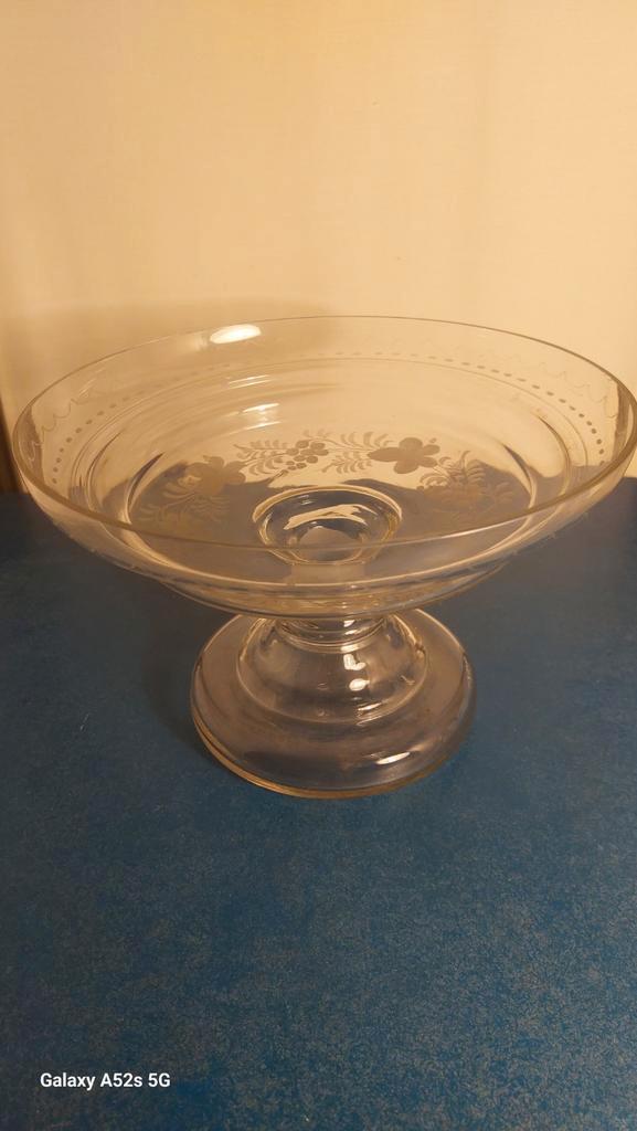 Baccarat schaal in Jugendstil., Antiek en Kunst, Antiek | Glaswerk en Kristal, Ophalen of Verzenden