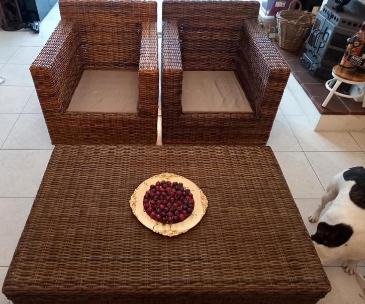 Ensemble de 2 fauteuils exclusifs avec table basse assortie, Maison & Meubles, Fauteuils, Enlèvement