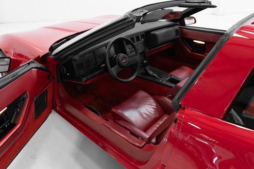 Ik zoek: Corvette C4 rood interieur, Auto-onderdelen, Interieur en Bekleding, Chevrolet, Ophalen of Verzenden