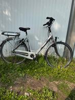 ELEKTRISCHE FIETS BATAVUS MET MIDDENMOTOR JAMHA, Ophalen