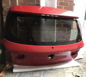 Couvercle de coffre - Hayon BMW 116i M  Melbourne Red beschikbaar voor biedingen
