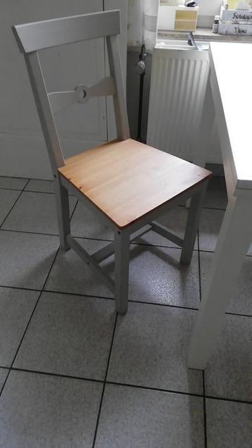 Chaise de cuisine  beschikbaar voor biedingen