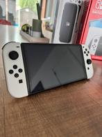 Nintendo Switch OLED incl. 2x racewheel, hoes, beschermglas, Enlèvement, Neuf, Switch OLED