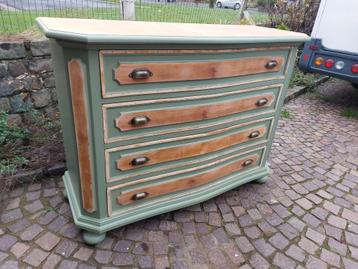 Prachtig antiek vintage massief dressoir  beschikbaar voor biedingen