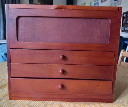 DMC Vintage houten opbergmeubel voor borduurgaren, Hobby en Vrije tijd, Borduren en Borduurmachines, Gebruikt, Onderdeel of Accessoires