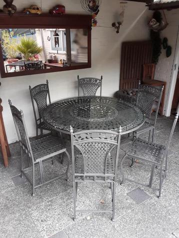 Eijzeren  tuinset 6 stoelen beschikbaar voor biedingen