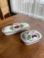 VINTAGE TOILETSETJE A.M.C. MET ZEEP- EN KAMDOOS, Antiek en Kunst, Ophalen