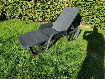 Chaise longue de jardin 