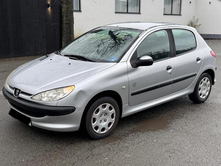 Peugeot 206 1.4HDI 2009 Gekeurd Vvk️✍️, Auto's, Peugeot, Bedrijf, ABS, Airbags, Centrale vergrendeling, Elektrische ramen, Lichtmetalen velgen
