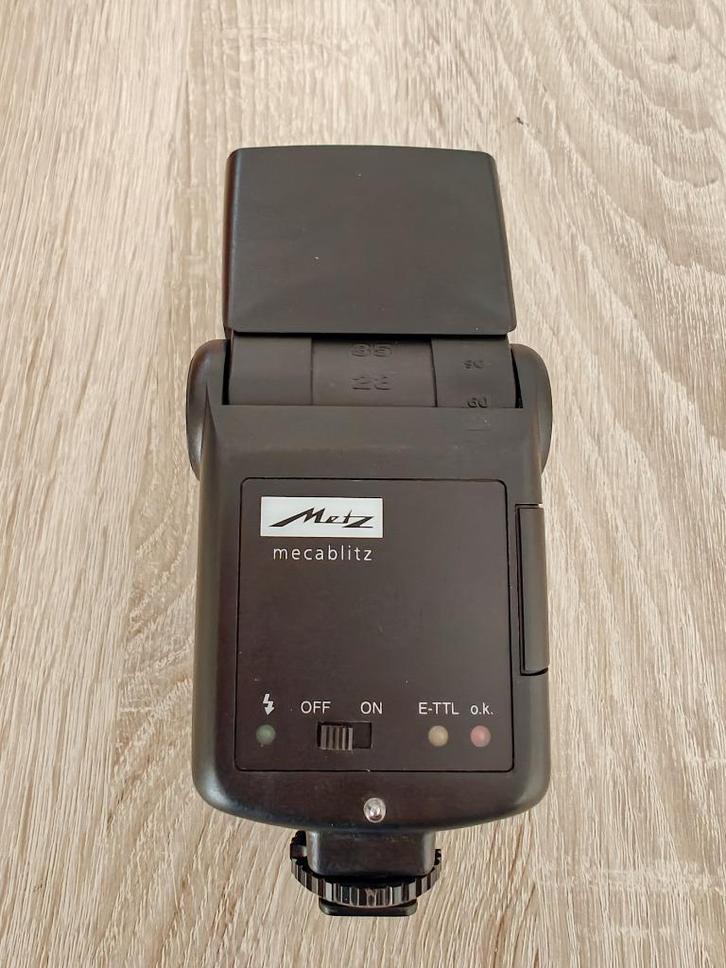 Hele mooie Metz 36 AF-4C digital flitser voor Canon te koop, Audio, Tv en Foto, Foto | Flitsers, Zo goed als nieuw, Metz, Kantelbaar