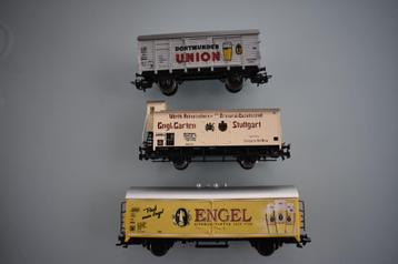 (9A) 3 wagons à bière Märklin HO lire la description, Enlèvement ou Envoi, Courant alternatif, Wagon, Comme neuf