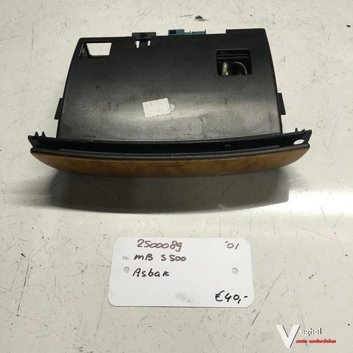 Mercedes S500 2001 25000098 Asbak, Auto-onderdelen, Interieur en Bekleding, Gebruikt, Ophalen of Verzenden