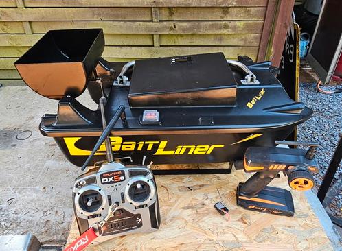 Voerboot Baitliner, Hobby en Vrije tijd, Modelbouw | Radiografisch | Overige, Gebruikt, Ophalen