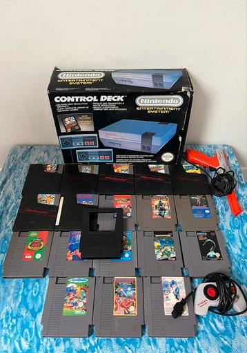 Nintendo nes en boite avec 18 jeux beschikbaar voor biedingen
