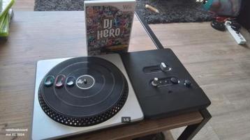 DJ Hero met draaitafel - Nintendo Wii 