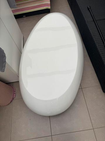 Table basse Prenuptia blanche., Maison & Meubles, Tables | Tables d'appoint, Enlèvement, Comme neuf