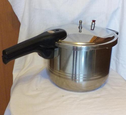 casserole à pression T.L 6 L, Maison & Meubles, Cuisine | Casseroles & Poêles, Utilisé, Enlèvement ou Envoi