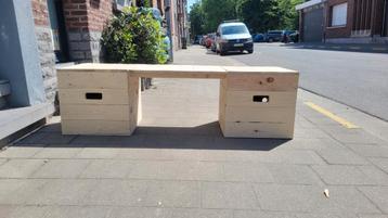 Tuinmeubels beschikbaar voor biedingen