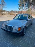 Als nieuw Mercedes w124 slechts 152dkm, Auto's, Mercedes-Benz, Diesel, Particulier, Centrale vergrendeling, https://public.car-pass.be/vhr/c765b460-d335-40d0-ab97-e8117f79e661