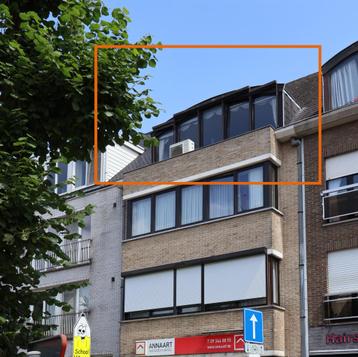 Duplex appartement, 3 slpk,terras,garage in centrum Ertvelde beschikbaar voor biedingen