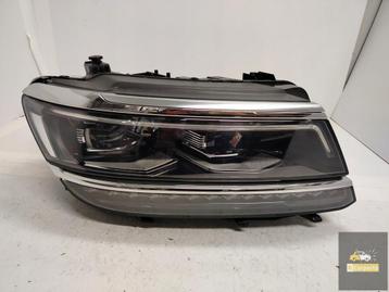 VW Tiguan II Full Ledlamp rechts beschikbaar voor biedingen