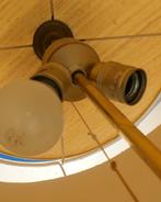 Vintage Staande Lamp Wit houten onderstel en Kap Stof Creme., Ophalen, Zo goed als nieuw, Hout