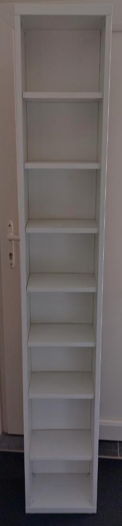 Boekenkast / cd-kast / dvd- kast met schabben. Prima staat. beschikbaar voor biedingen