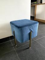 2 x blauwe fluweelzachte krukjes (€20/stuk), Ophalen