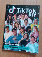 TikTok DIY, Ophalen of Verzenden, Zo goed als nieuw