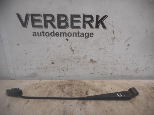 RUITENWISSERARM LINKS VOOR Ford Ka I (97kg17527-ac), Auto-onderdelen, Ruiten en Toebehoren, Ford, Gebruikt