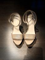 Sandales beiges compensées Zara taille 39, Comme neuf, Zara, Beige, Sandales et Mûles