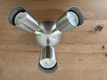 Stijlvolle IKEA Plafondspot met 3 LED Lampen! beschikbaar voor biedingen
